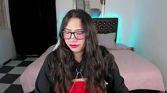 Snapshot of paula_kawaiifu_ chatting on 03/15/25, 04:43 paula kawaiifu online show from 03/15/25, 04:43