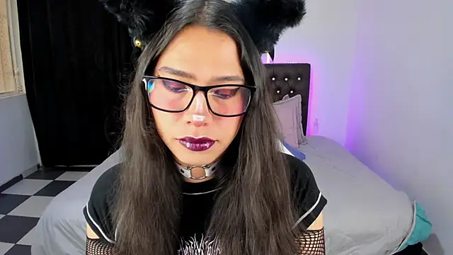 Snapshot of paula_kawaiifu_ chatting on 03/12/25, 02:23 paula kawaiifu online show from 03/12/25, 02:23