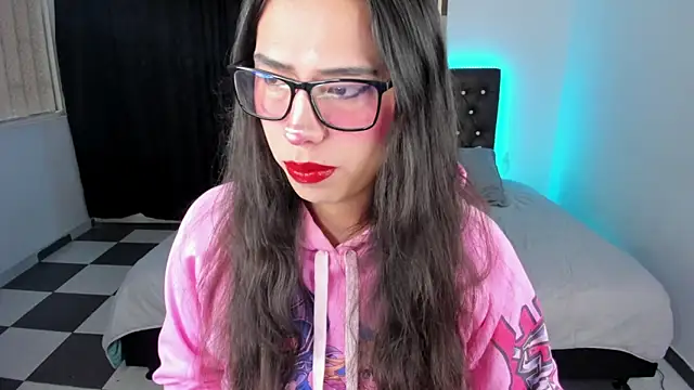 Snapshot of paula_kawaiifu_ chatting on 03/08/25, 01:36 paula kawaiifu online show from 03/08/25, 01:36