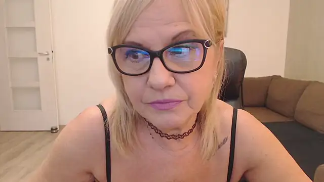 amberdoll4u online show from 01/30/25, 06:24