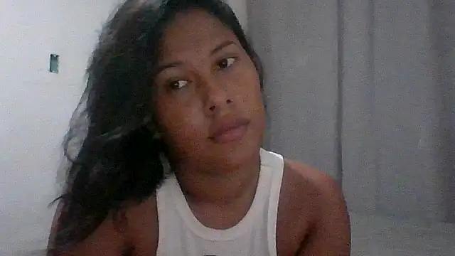 Kitra New online show from 04/14/26, 08:14