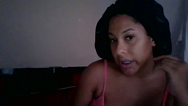 Kitra New online show from 11/05/25, 08:34