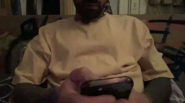 Snapshot of kameray12 chatting on 03/14/25, 01:48 kameray12 online show from 03/14/25, 01:48