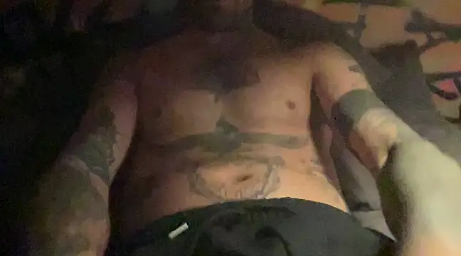 Snapshot of kameray12 chatting on 03/04/25, 08:49 kameray12 online show from 03/04/25, 08:49