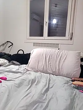 Miachan LaGattinaVogliosa online show from 11/20/25, 02:07