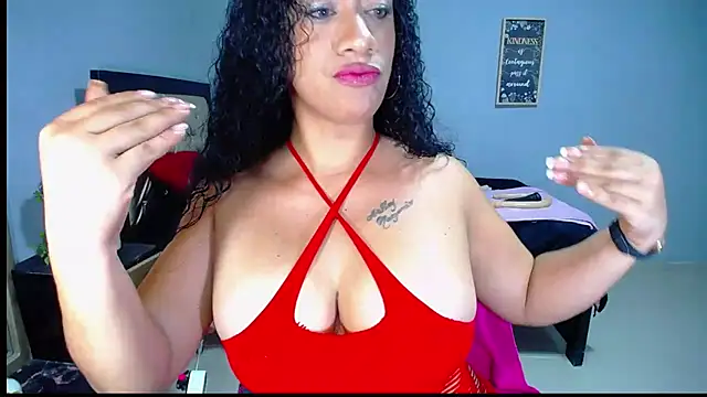 Snapshot of DelysyHot chatting on 02/11/26, 05:07 DelysyHot online show from 02/11/26, 05:07