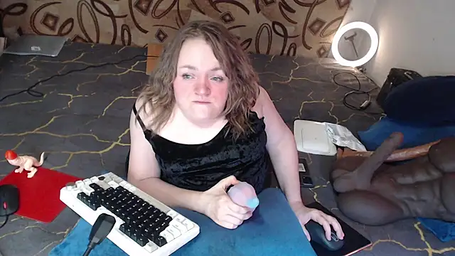 MiniNatalie online show from 03/11/25, 04:30