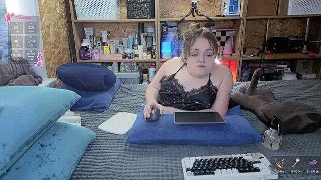 MiniNatalie online show from 02/24/26, 09:43