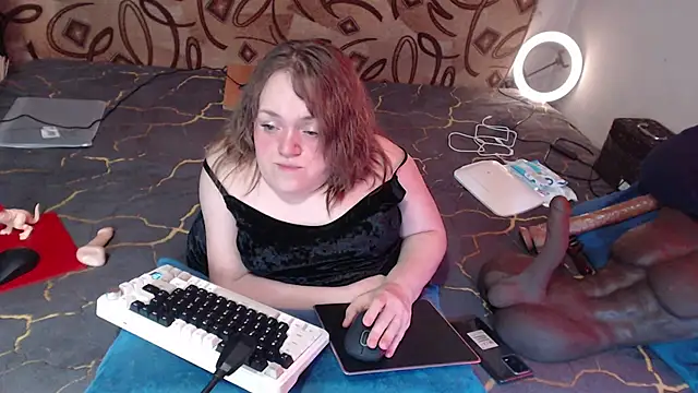 MiniNatalie online show from 03/10/25, 08:28