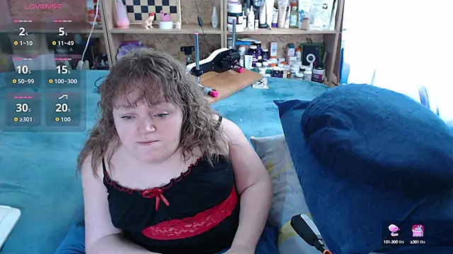 MiniNatalie online show from 10/13/25, 09:33