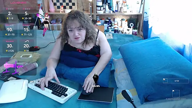 MiniNatalie online show from 10/18/25, 04:14