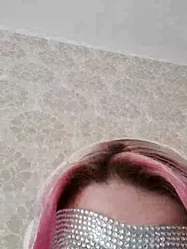 Twerkqueenn online show from 11/10/25, 11:59