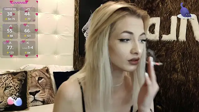 Snapshot of PinkySparks chatting on 03/03/25, 07:49 PinkySparks online show from 03/03/25, 07:49