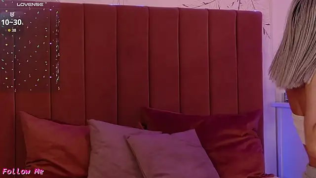 PinkySparks online show from 03/23/26, 07:25