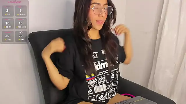 Samara Bax online show from 12/04/24, 12:35