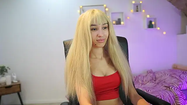 Amai  Liu online show from 10/25/25, 01:01