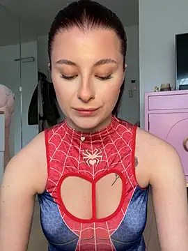 Mia-Minou online show from 01/15/26, 01:25