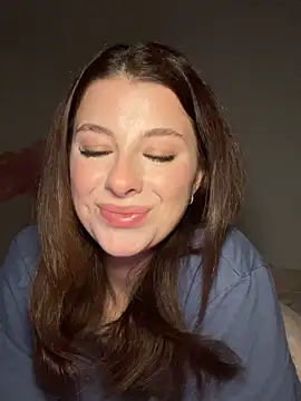 Mia-Minou online show from 03/11/26, 10:48