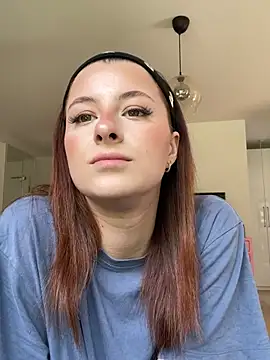 Mia-Minou online show from 05/21/26, 10:01