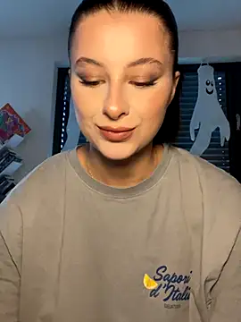 Mia-Minou online show from 10/11/25, 01:01