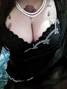 SHUBHI880 online show from 09/25/25, 09:15