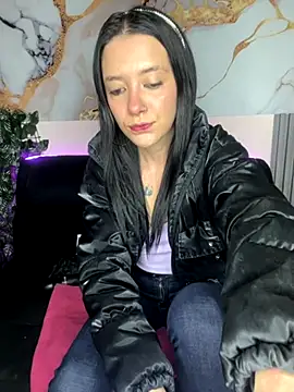 Snapshot of Isabella_21x chatting on 10/08/25, 12:50 Isabella 21x online show from 10/08/25, 12:50