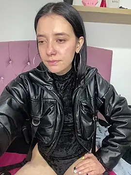 Snapshot of Isabella_21x chatting on 03/04/25, 03:37 Isabella 21x online show from 03/04/25, 03:37