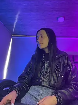 Isabella 21x online show from 04/14/26, 01:05