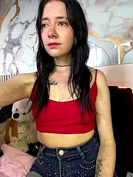 Snapshot of Isabella_21x chatting on 11/29/25, 01:00 Isabella 21x online show from 11/29/25, 01:00