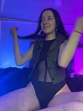 Isabella 21x online show from 04/16/26, 09:39