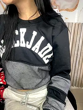 Snapshot of Isabella_21x chatting on 10/27/25, 11:22 Isabella 21x online show from 10/27/25, 11:22