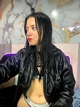 Snapshot of Isabella_21x chatting on 12/05/25, 01:21 Isabella 21x online show from 12/05/25, 01:21