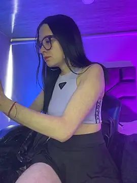 Isabella 21x online show from 04/13/26, 01:04