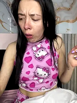 Snapshot of Isabella_21x chatting on 11/16/25, 11:37 Isabella 21x online show from 11/16/25, 11:37