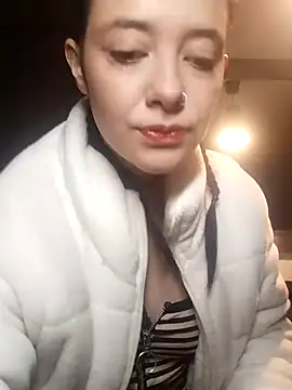 Snapshot of Isabella_21x chatting on 02/26/25, 12:05 Isabella 21x online show from 02/26/25, 12:05