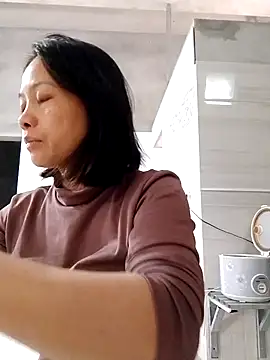 Aninyin22 online show from 12/19/25, 02:04