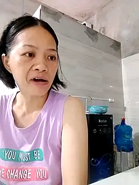 Snapshot of Aninyin22 chatting on 09/14/25, 11:49 Aninyin22 online show from 09/14/25, 11:49