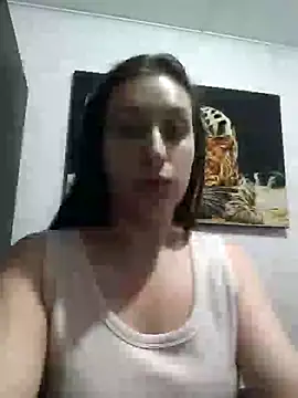 Snapshot of dulccemaria24 chatting on 07/11/26, 12:33 dulccemaria24 online show from 07/11/26, 12:33