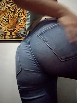 Snapshot of dulccemaria24 chatting on 01/08/26, 01:55 dulccemaria24 online show from 01/08/26, 01:55