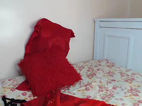 hot liser online show from 02/09/26, 07:39