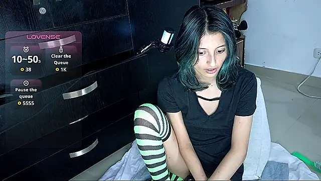 Camila---torres online show from 11/03/25, 03:23