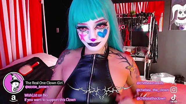 Snapshot of Eloise-brown chatting on 05/17/26, 07:36 Eloise-brown online show from 05/17/26, 07:36