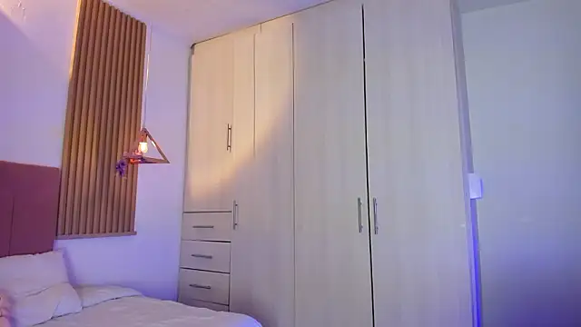 mia nevaeh online show from 03/21/26, 05:50