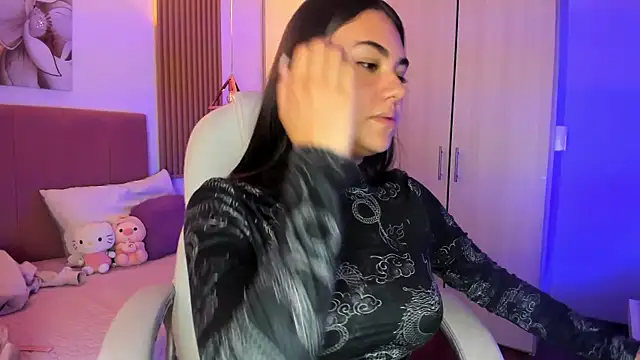 mia nevaeh online show from 11/10/25, 09:09