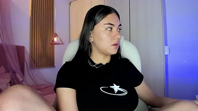 mia nevaeh online show from 02/26/26, 08:53