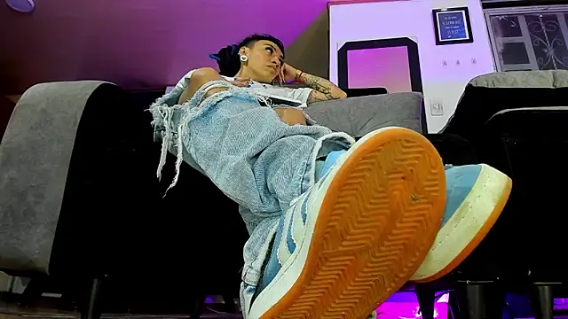 vivi-honey online show from 10/02/25, 12:14