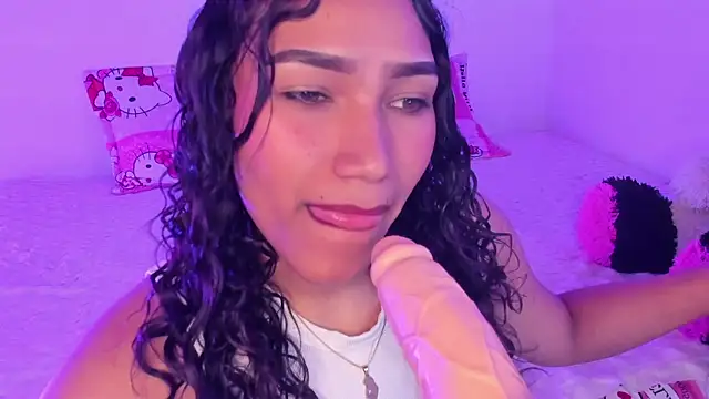 Olivia fx online show from 03/13/25, 04:49