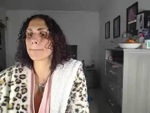 Corina hot online show from 12/29/24, 04:48