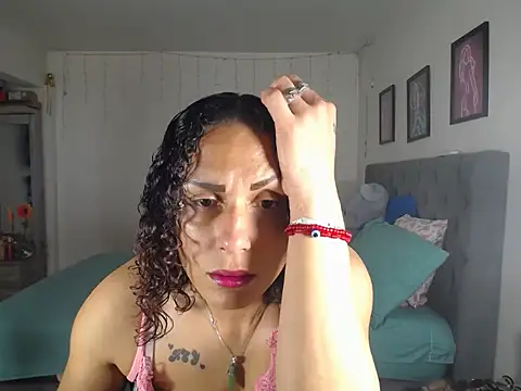 Corina hot online show from 03/22/25, 08:15