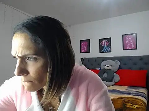 Corina hot online show from 04/13/26, 12:47